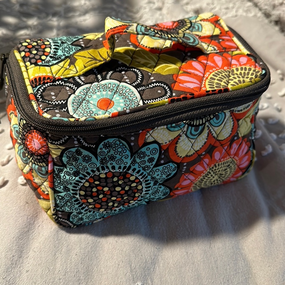 VERA BRADLEY FLOWER SHOWER